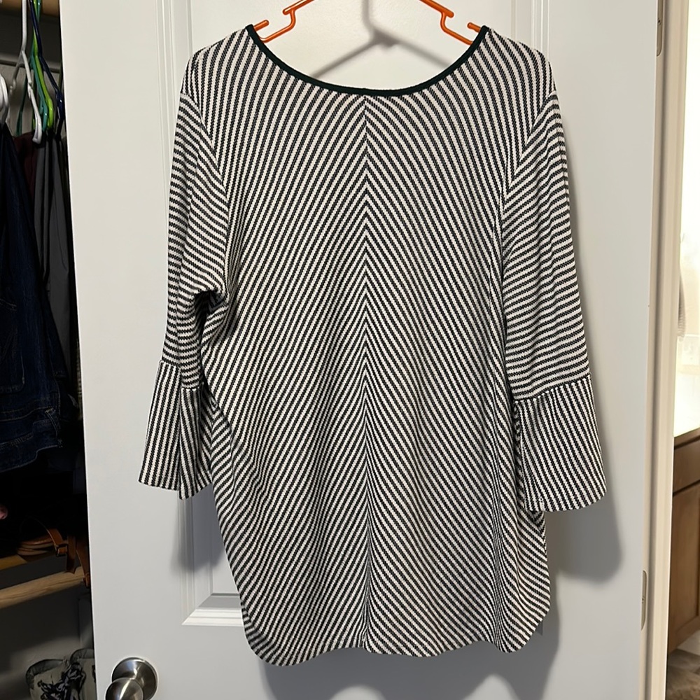 Adorable 3/4 Sleeve Blouse